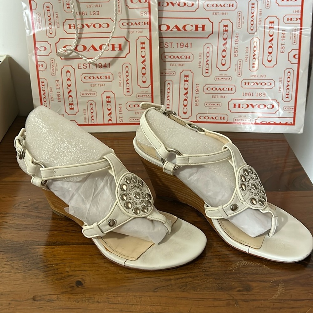 Coach Harper ~ white sandal